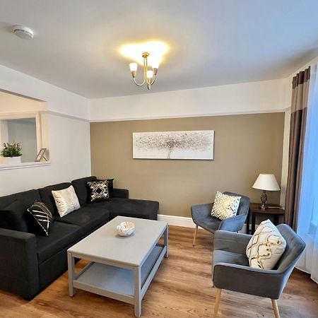 Large Family-Friendly 2Bd Glastonbury Retreat, Sleeps 5 Buitenkant foto
