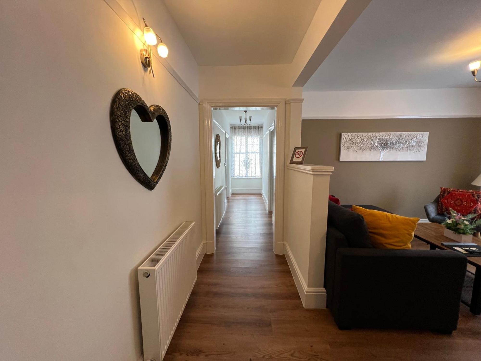 Large Family-Friendly 2Bd Glastonbury Retreat, Sleeps 5 Buitenkant foto
