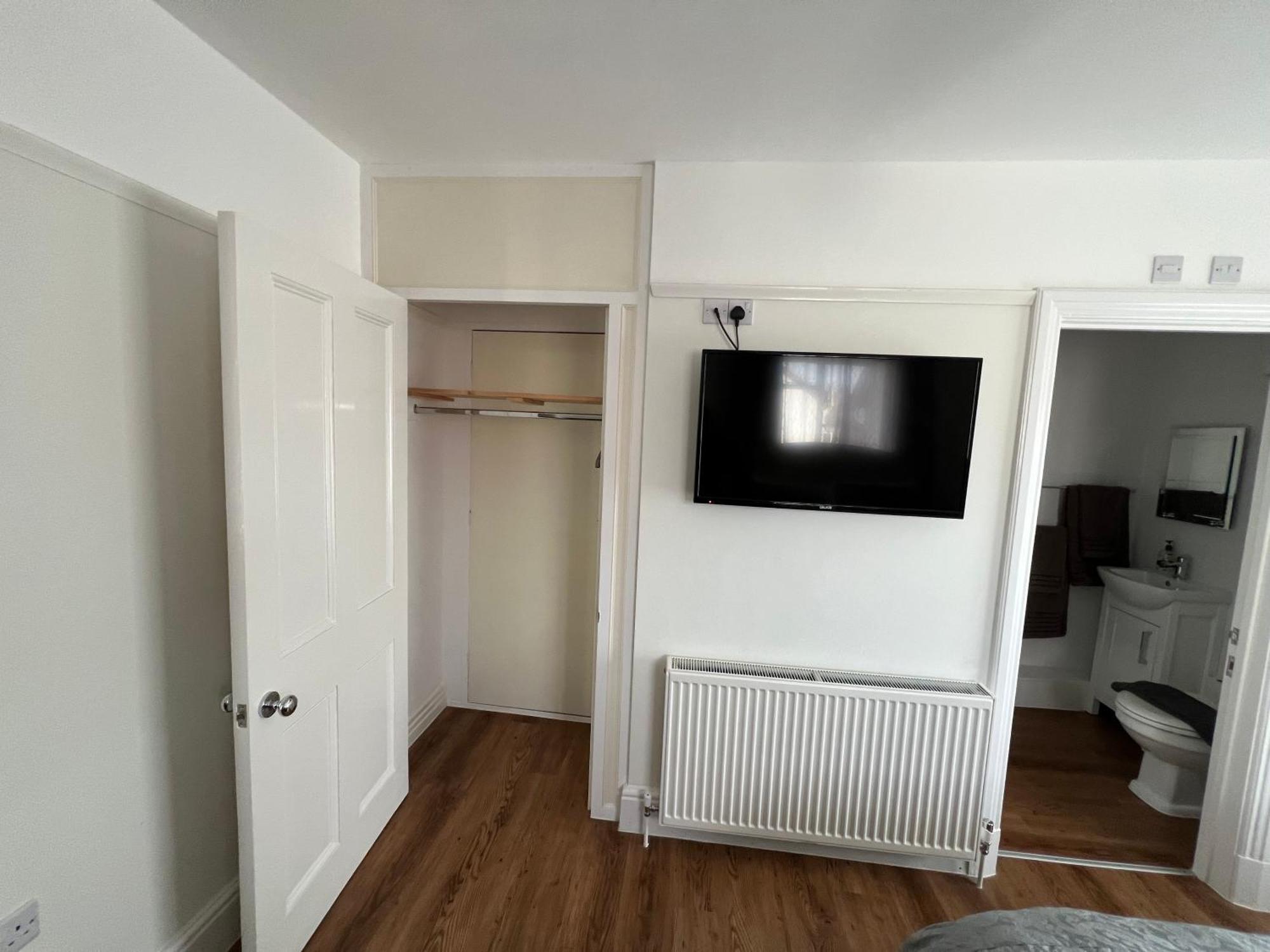Large Family-Friendly 2Bd Glastonbury Retreat, Sleeps 5 Buitenkant foto