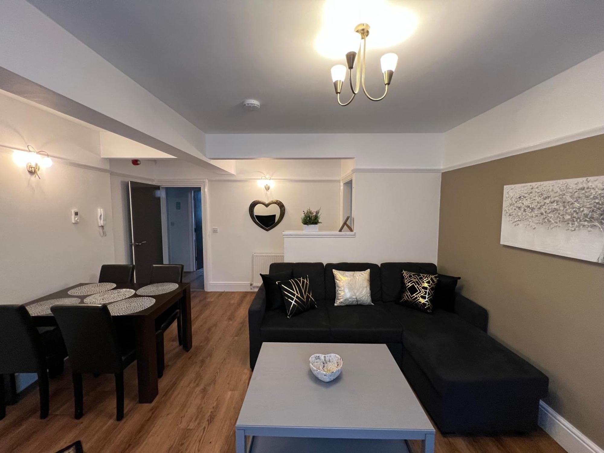 Large Family-Friendly 2Bd Glastonbury Retreat, Sleeps 5 Buitenkant foto