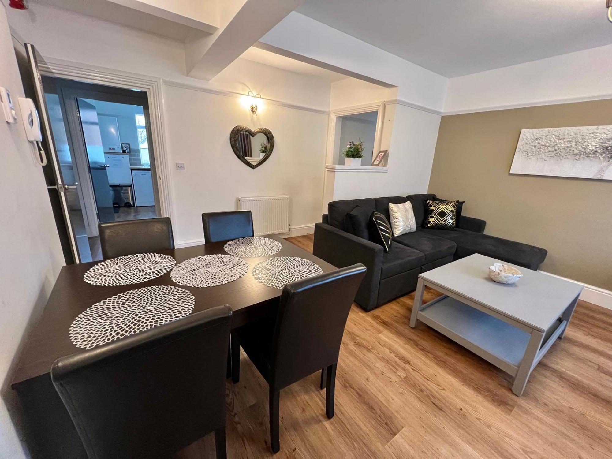 Large Family-Friendly 2Bd Glastonbury Retreat, Sleeps 5 Buitenkant foto