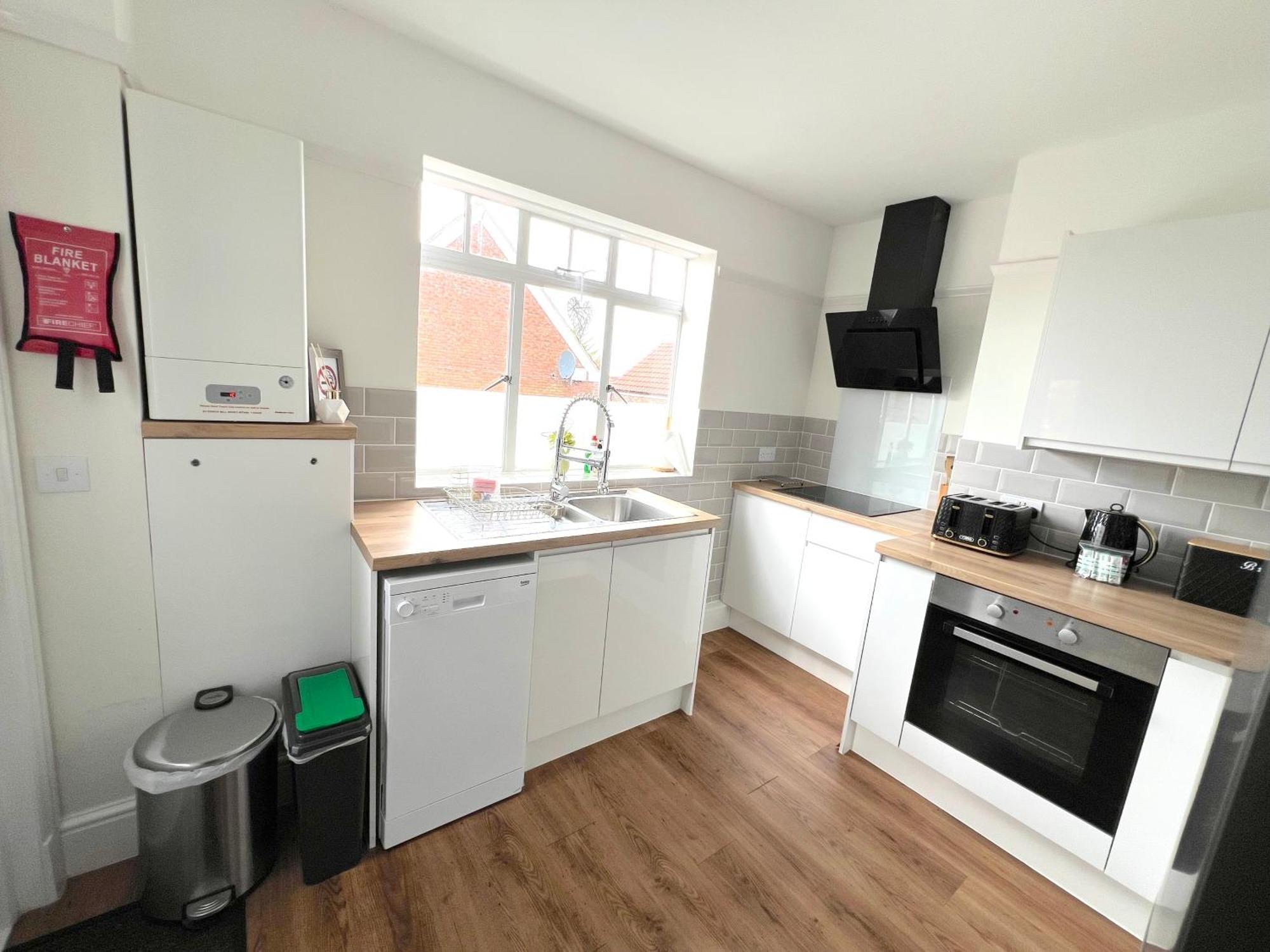 Large Family-Friendly 2Bd Glastonbury Retreat, Sleeps 5 Buitenkant foto