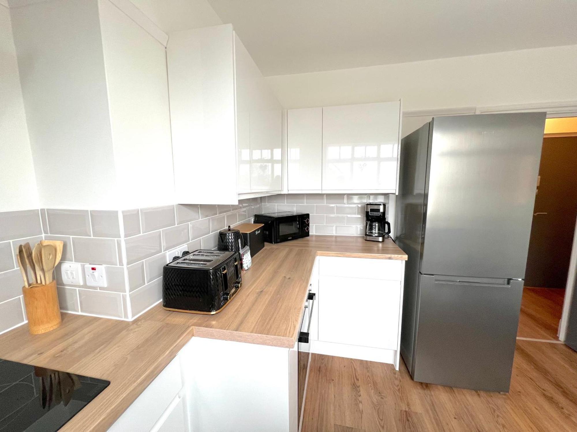 Large Family-Friendly 2Bd Glastonbury Retreat, Sleeps 5 Buitenkant foto